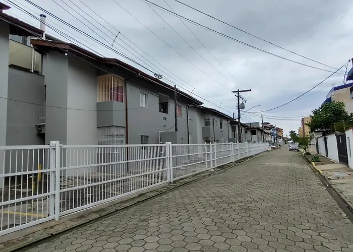 Apartamento Ubatuba - Praia Grande - 250M Da Praia
