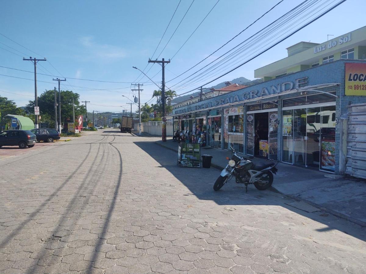 - Grande - 250m Da Ubatuba